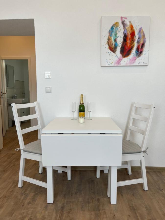 Apartment In Mayen Zentrum Nur 100 Meter Luaran gambar